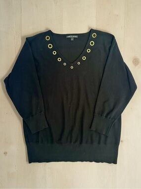 Cable & Gauge Black V-Neck Sweater with Gold Grommets Size L